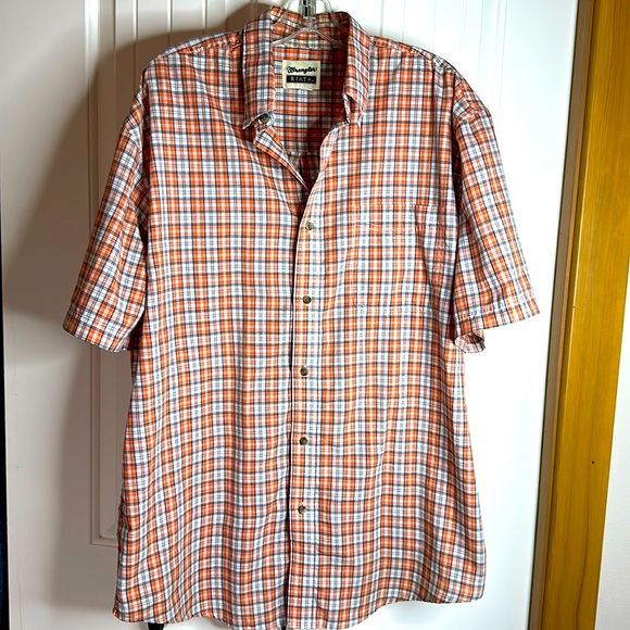 Wrangler Other - Wrangler short sleeve shirt